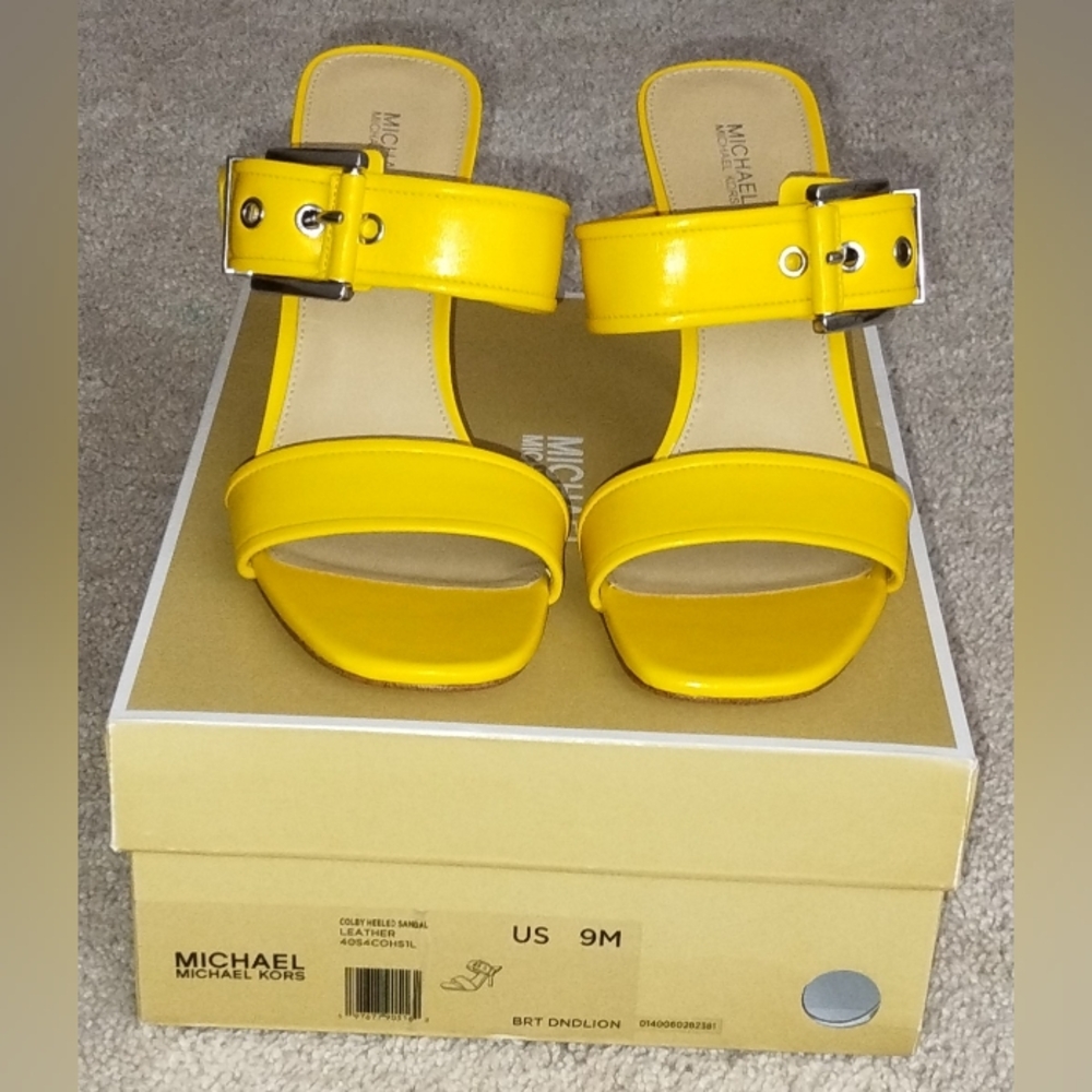 Michael Kors Colby Heeled Leather Sandal Womens Size 9M. New With Box